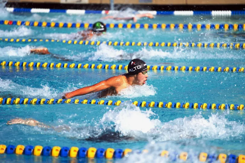 Racing Ghosts: Why Training Solo Against the Clock Is Quietly Destroying Your Competitive Edge
