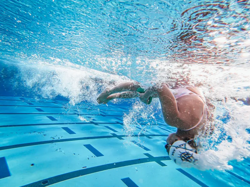 Why Your Stroke Crumbles at the Worst Possible Moment — And How to Stop It